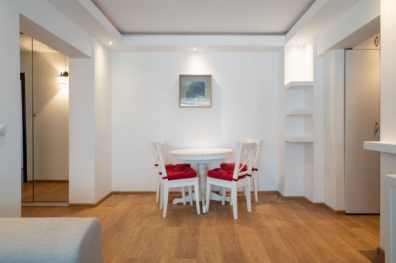 Banu Manta 18, adiacent Piata Victoriei, comision 0%.