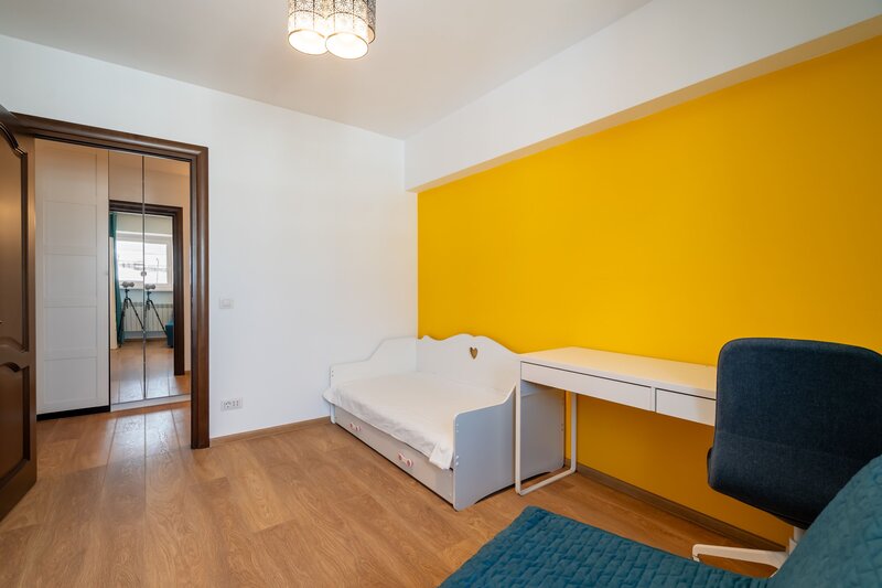 Banu Manta 18, adiacent Piata Victoriei, comision 0%.